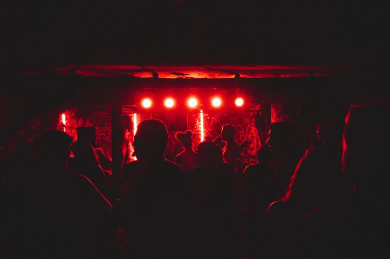 Taipei After Dark: Why the Real Show Starts When the Lights Come On at 2 AM